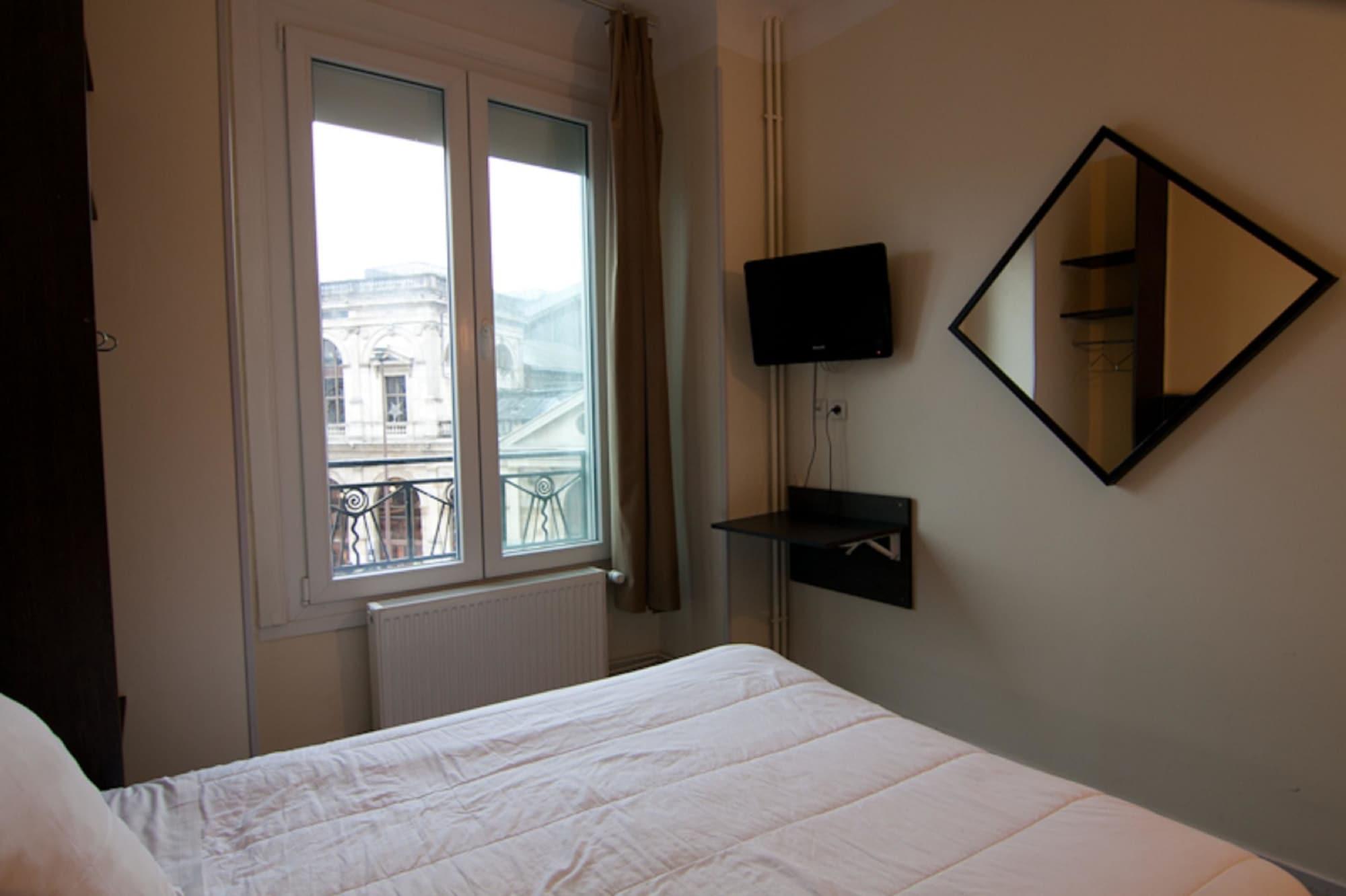 Hotel De Londres Lille Bagian luar foto